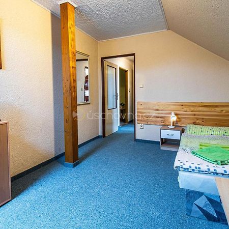 Pension Astoria Клаштерец-над-Огржи Экстерьер фото